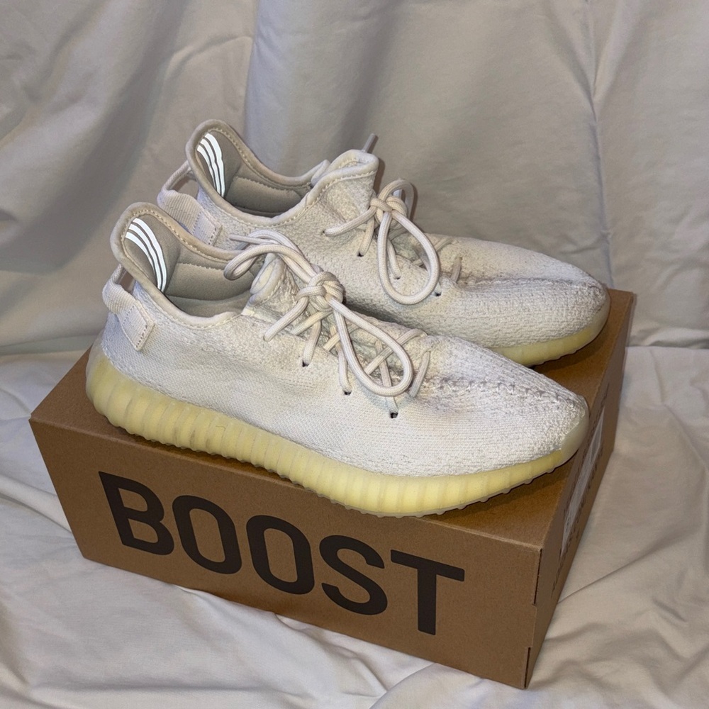 adidas Yeezy Boost 350 V2 - Cream White